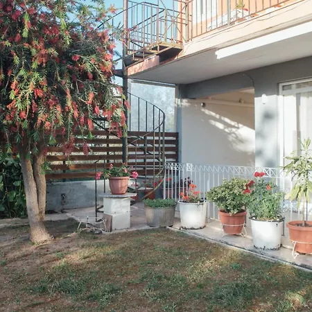 Appartement Tsirigotis Garden
